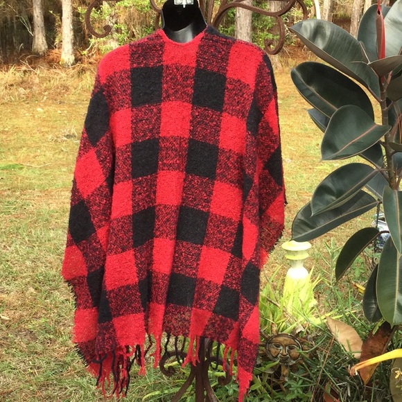 🌹NWT So Awesome Poncho / Wrap One Size Fits All Wardrobe Closet Must Have 🌹 - Picture 4 of 7